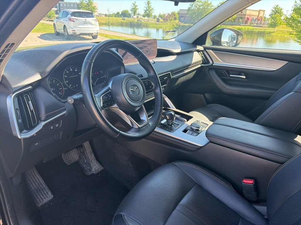 Used 2024 MAZDA CX-90 3.3 Turbo w/ Preferred Plus AWD/4WD image 12