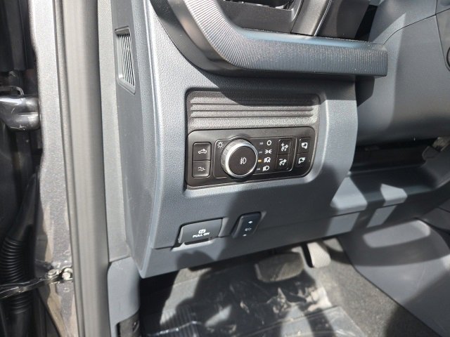 New 2026 Ford F350 Platinum image 12