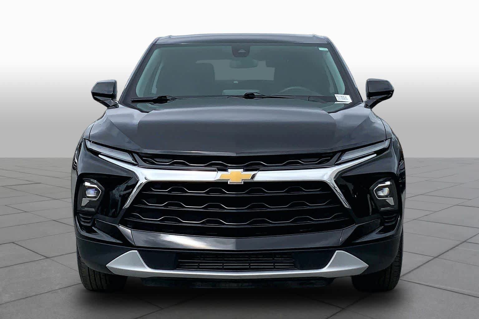 Used 2024 Chevrolet Blazer LT FWD image 4