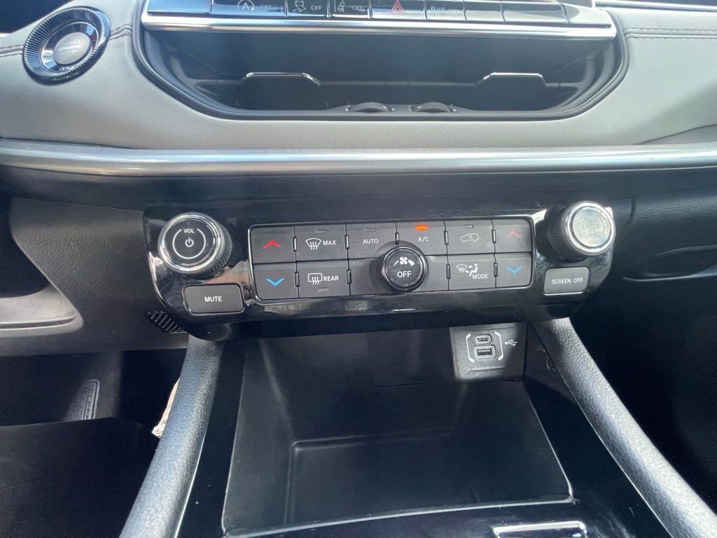 Certified 2025 Jeep Compass Limited AWD/4WD image 22