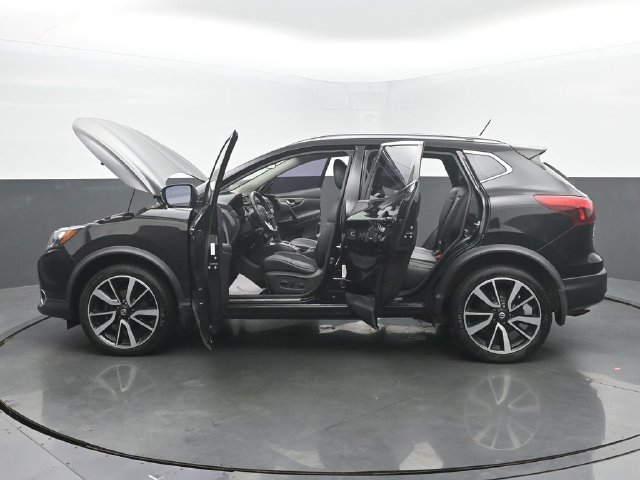 Used 2017 Nissan Rogue Sport SL w/ SL Premium Package AWD/4WD image 54