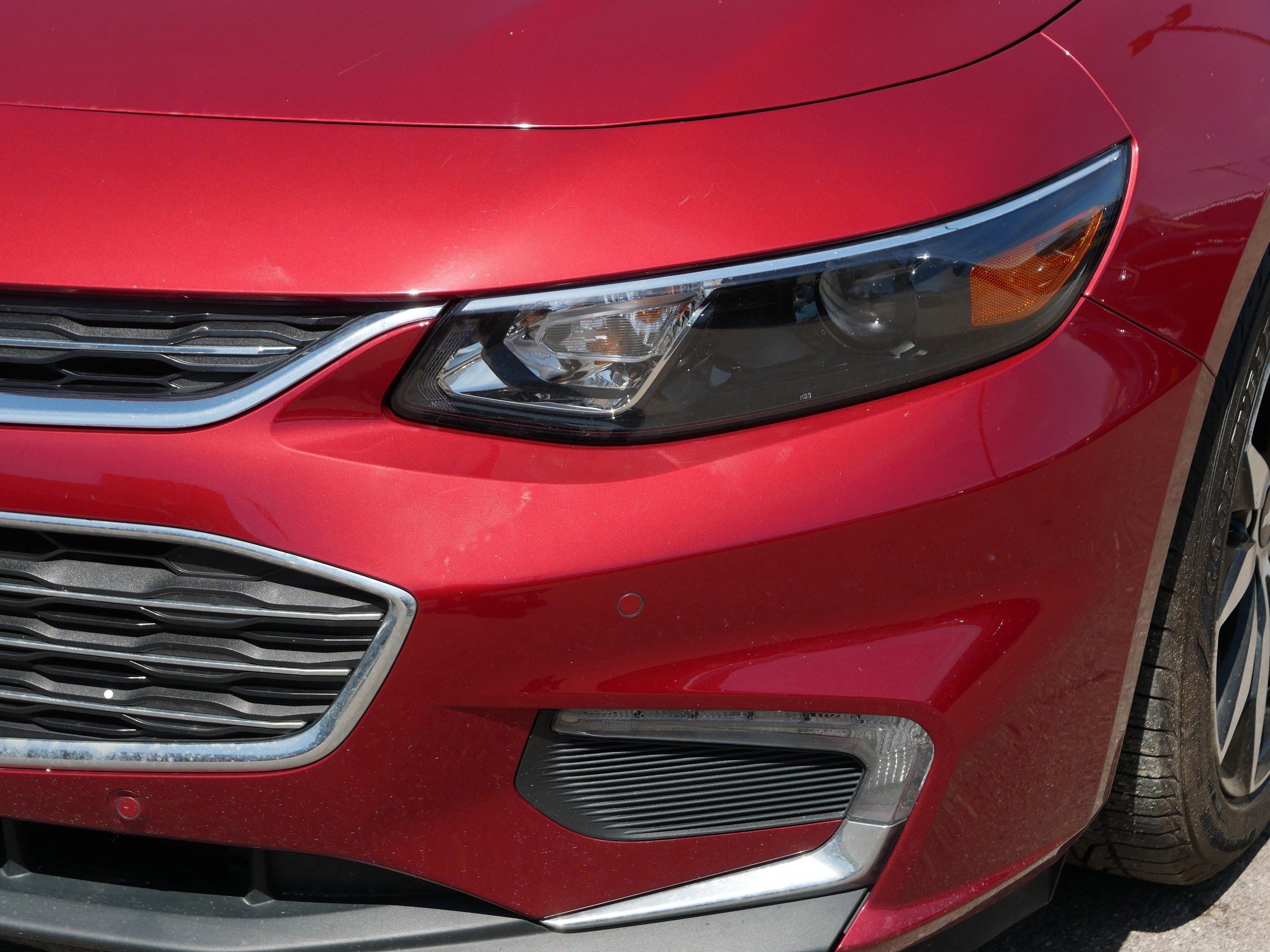 Used 2017 Chevrolet Malibu LT w/ Leather Package FWD image 16