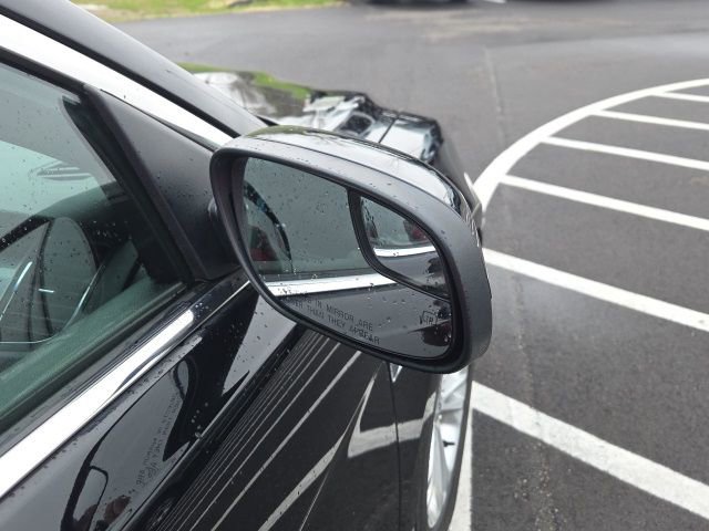 Used 2016 Ford Taurus SEL image 6