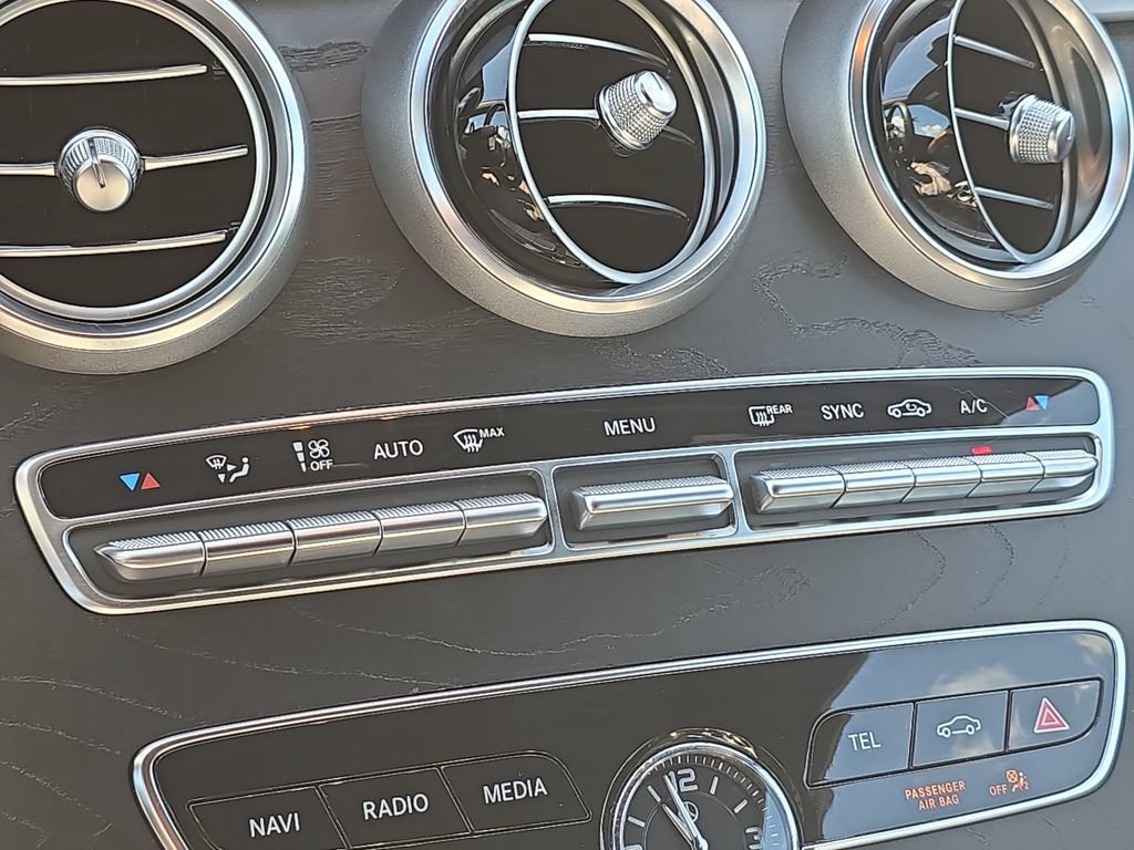 Used 2019 Mercedes-Benz C 300 Cabriolet image 18