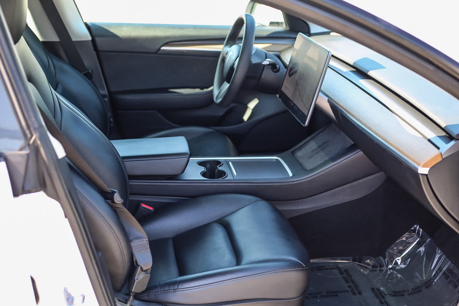 Used 2021 Tesla Model 3 Standard Range Plus RWD image 16