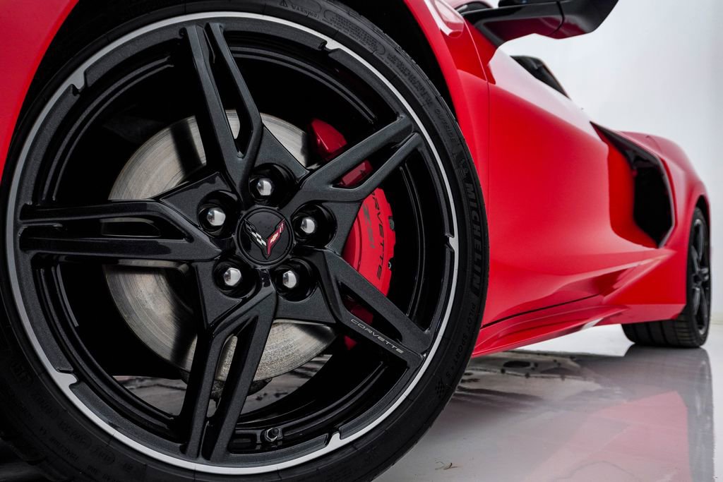 Used 2021 Chevrolet Corvette Stingray Preferred Cpe w/ Z51 Performance Package image 5