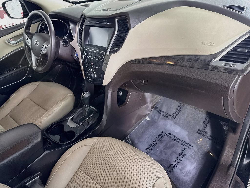 Used 2017 Hyundai Santa Fe Sport FWD image 31