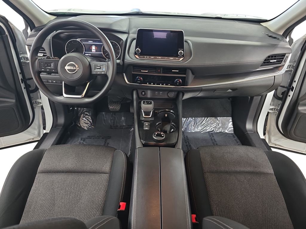 Used 2024 Nissan Rogue SV AWD/4WD image 9