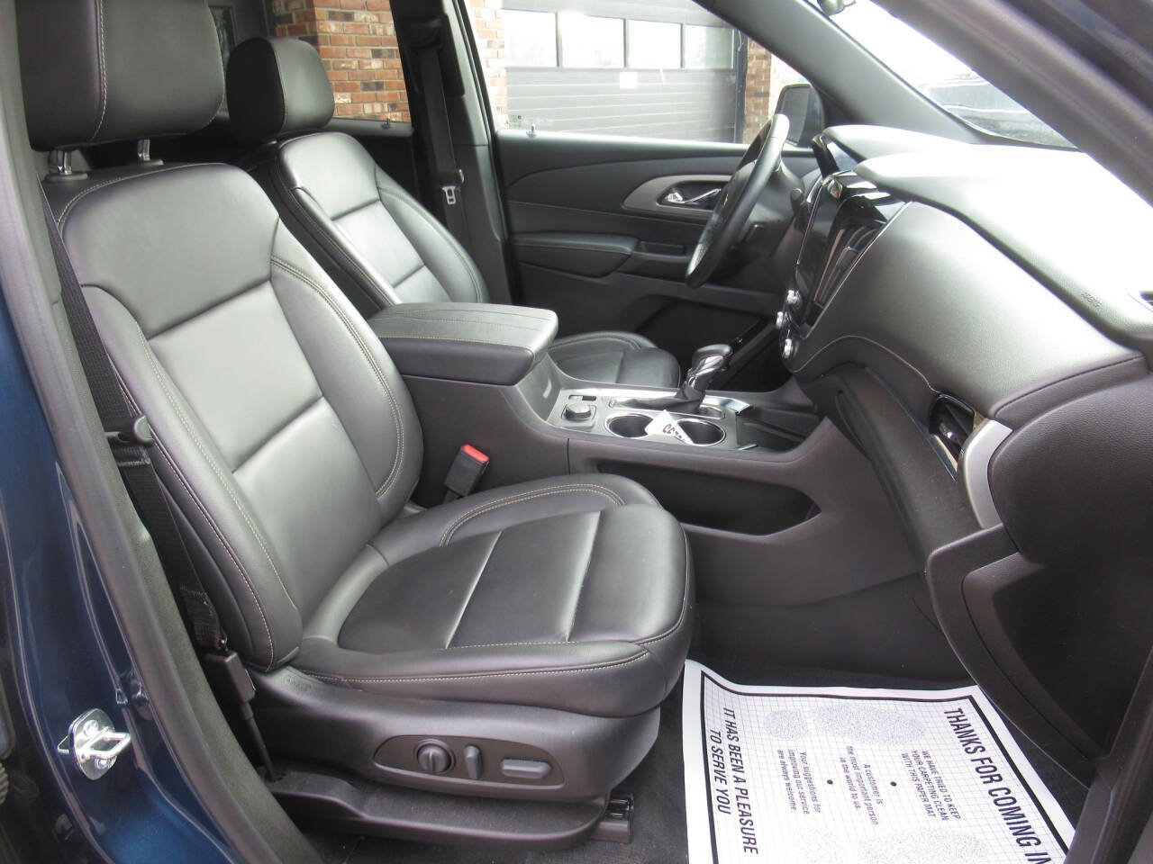 Used 2023 Chevrolet Traverse LT w/ LPO, Floor Liner Package AWD/4WD image 6
