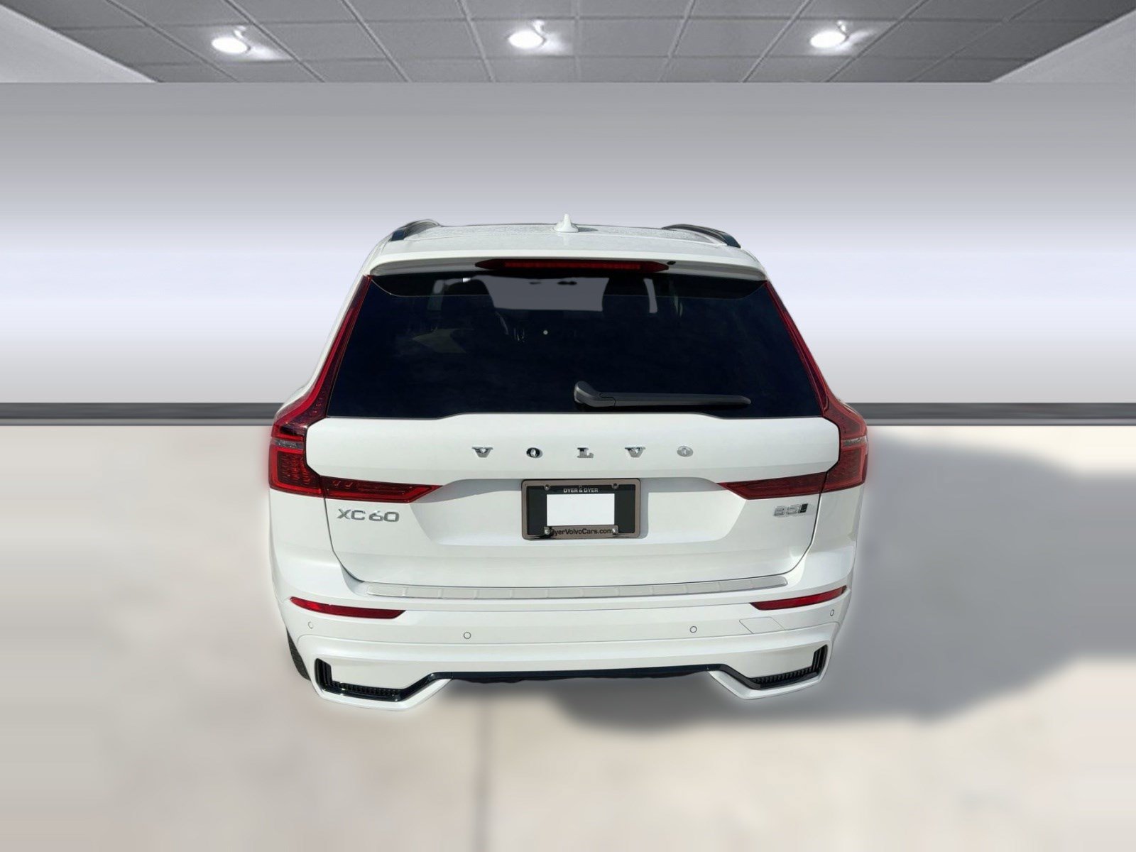 New 2026 Volvo XC60 B5 Plus w/ Protection Package Premier AWD/4WD image 10