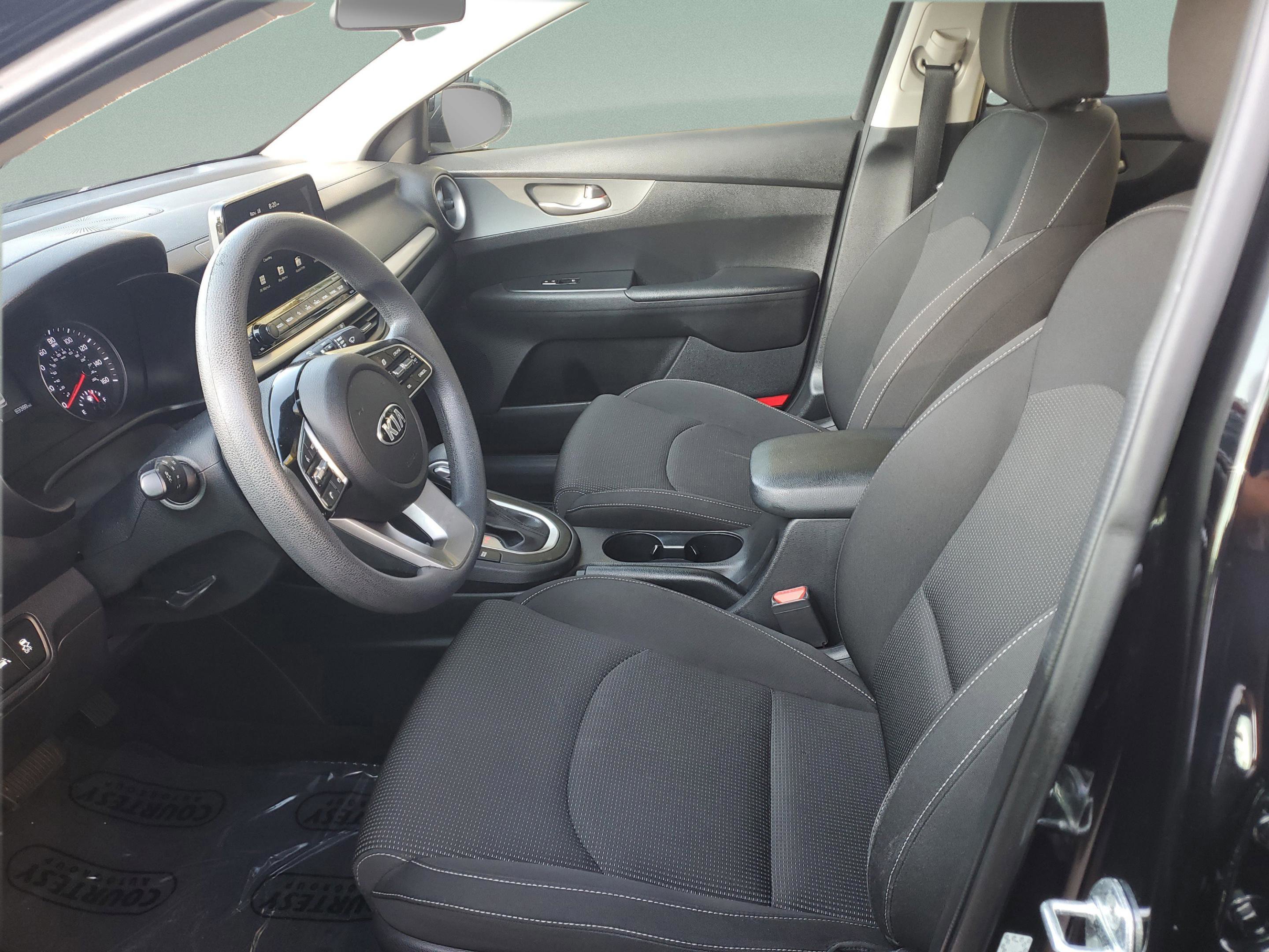 Used 2021 Kia Forte LXS image 13