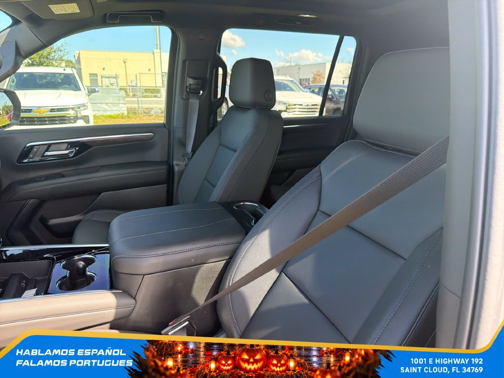 New 2026 Chevrolet Suburban LT w/ Comfort Package AWD/4WD image 15