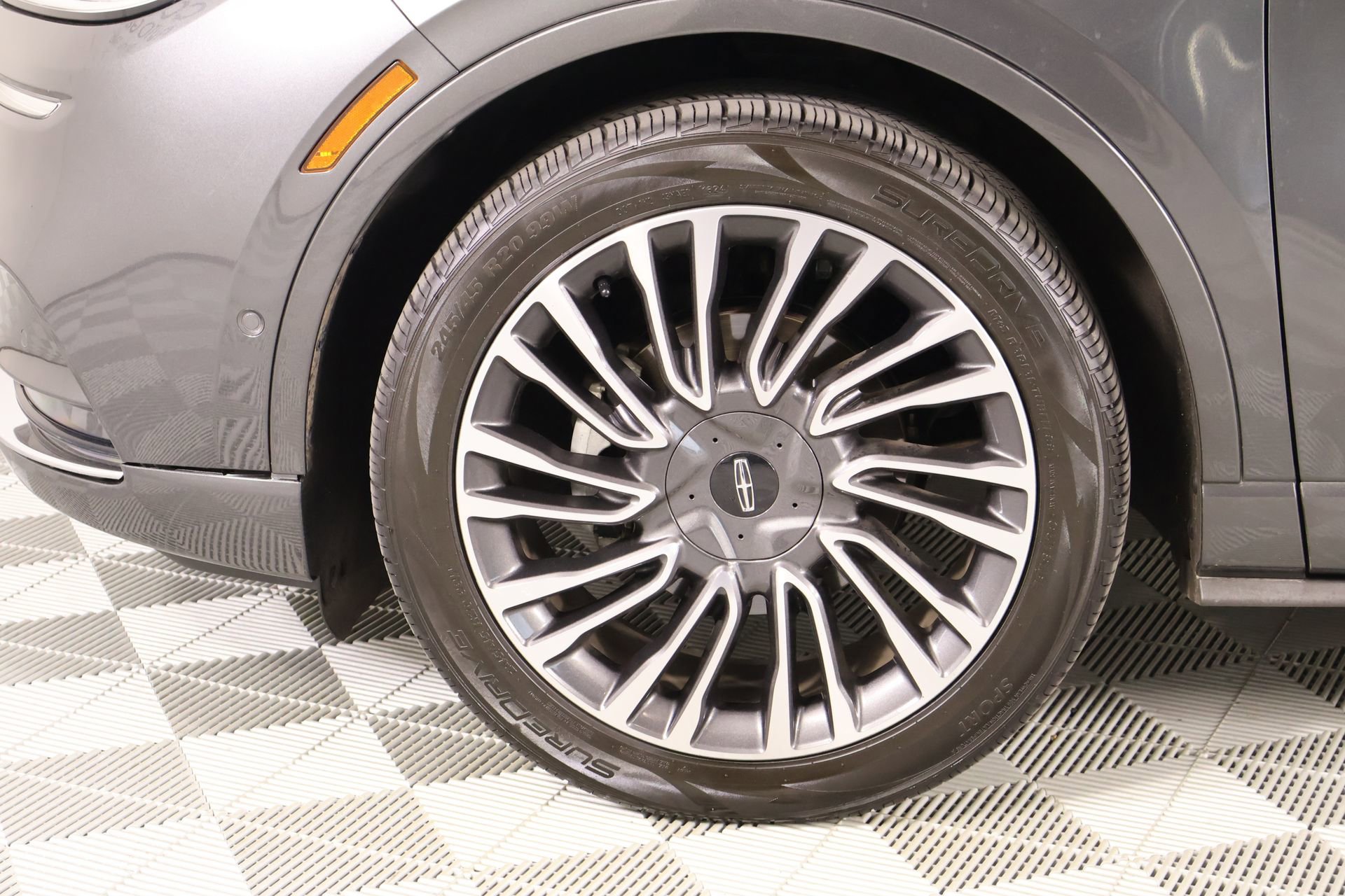 Used 2020 Lincoln Corsair Reserve w/ Equipment Group 201A FWD image 20