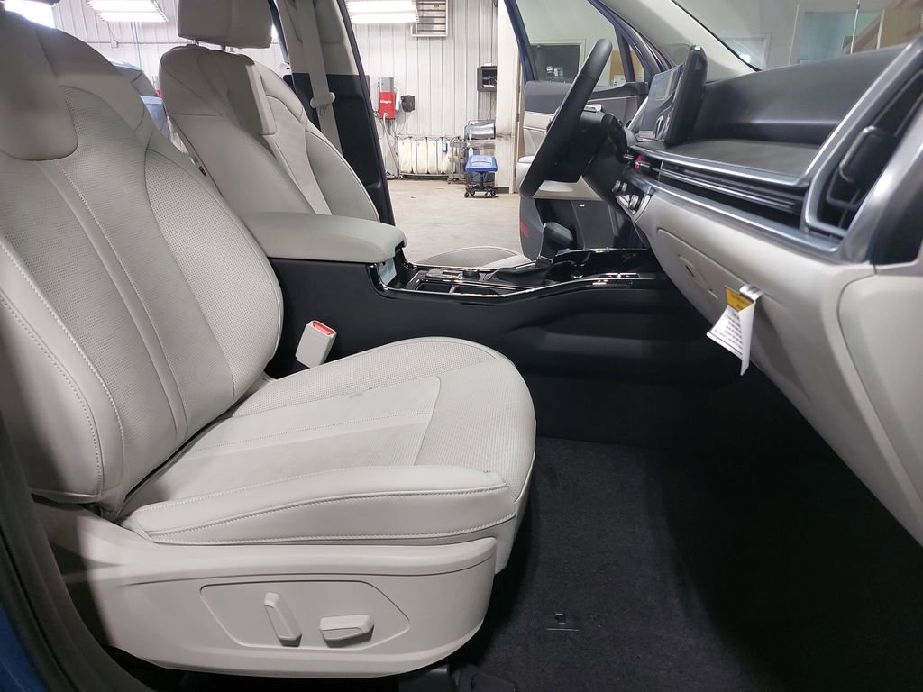 New 2026 Kia Sorento SX AWD/4WD image 10
