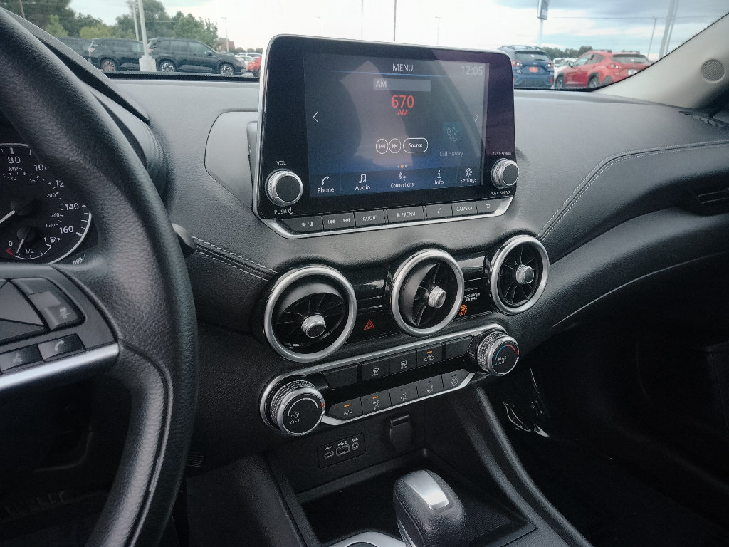 Used 2023 Nissan Sentra SV FWD image 17