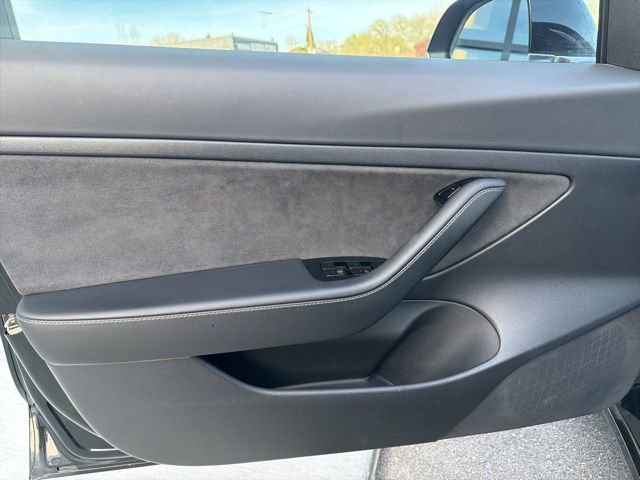 Used 2020 Tesla Model 3 Standard Range Plus image 20