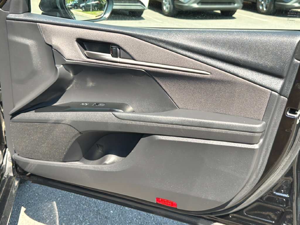 Used 2026 Toyota Camry LE FWD image 10