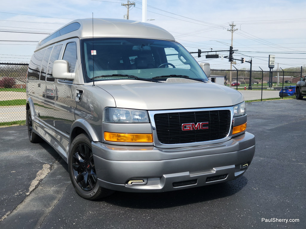 Used 2023 GMC Savana 2500 Extended RWD image 11