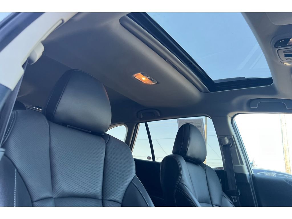 Used 2022 Subaru Outback Limited image 19