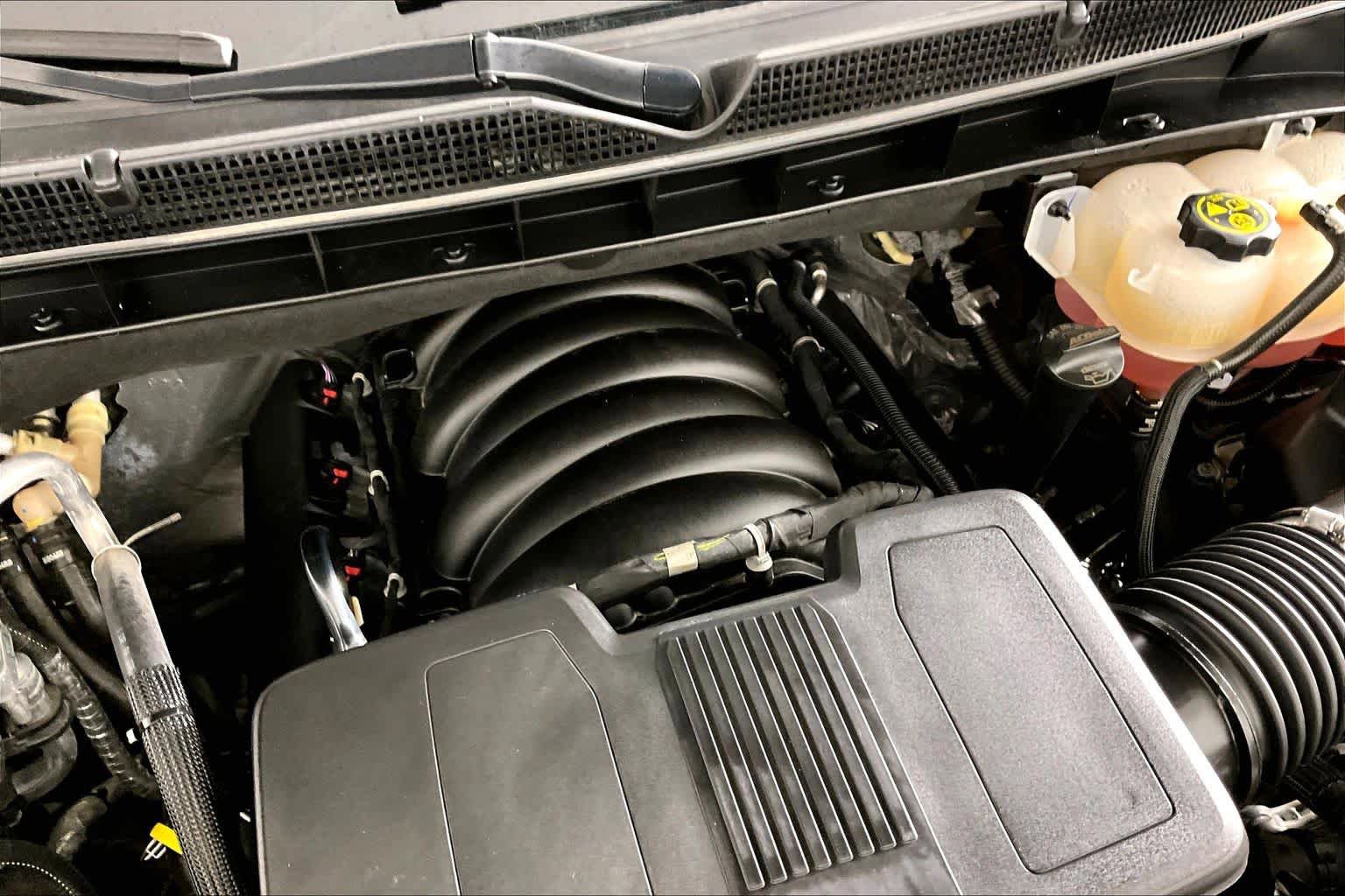Certified 2023 GMC Yukon SLT w/ SLT Luxury Package RWD image 31