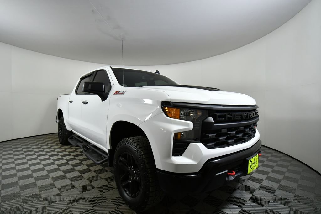 Used 2023 Chevrolet Silverado 1500 Custom Trail Boss AWD/4WD image 8