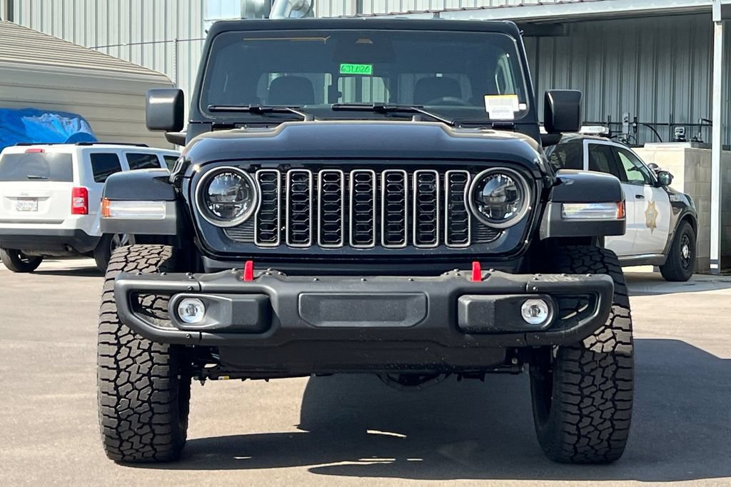 New 2026 Jeep Gladiator Rubicon w/ Steel Bumper Group AWD/4WD image 9