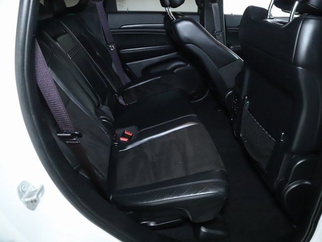 Used 2020 Jeep Grand Cherokee Altitude image 32