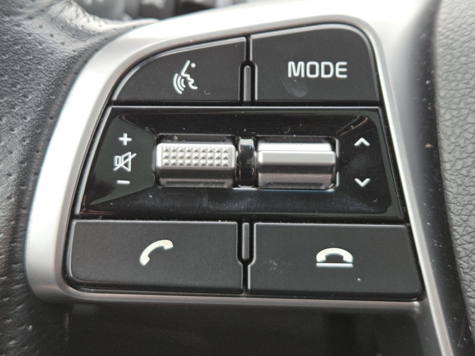 Used 2020 Kia Sorento SX AWD/4WD image 32