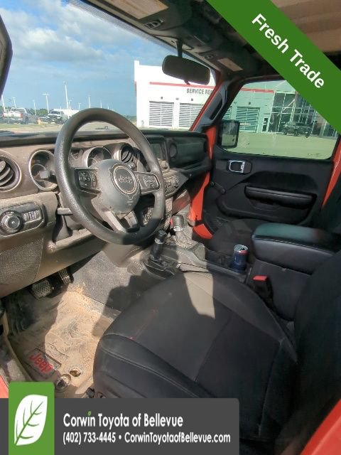 Used 2018 Jeep Wrangler Unlimited Sport AWD/4WD image 11