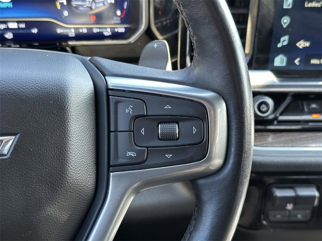 Used 2023 Chevrolet Silverado 1500 RST w/ Convenience Package II image 10