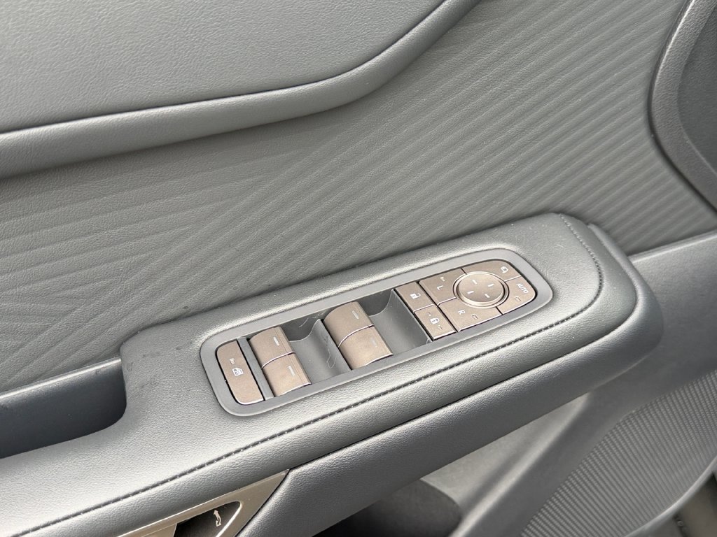 New 2026 Lexus ES 350h AWD image 12