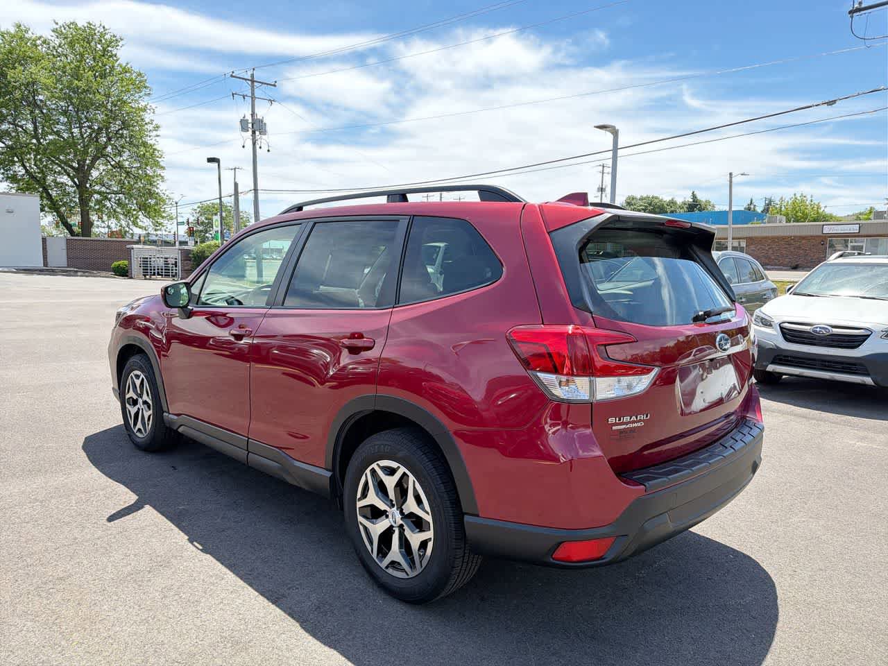 Certified 2021 Subaru Forester Premium AWD/4WD image 11