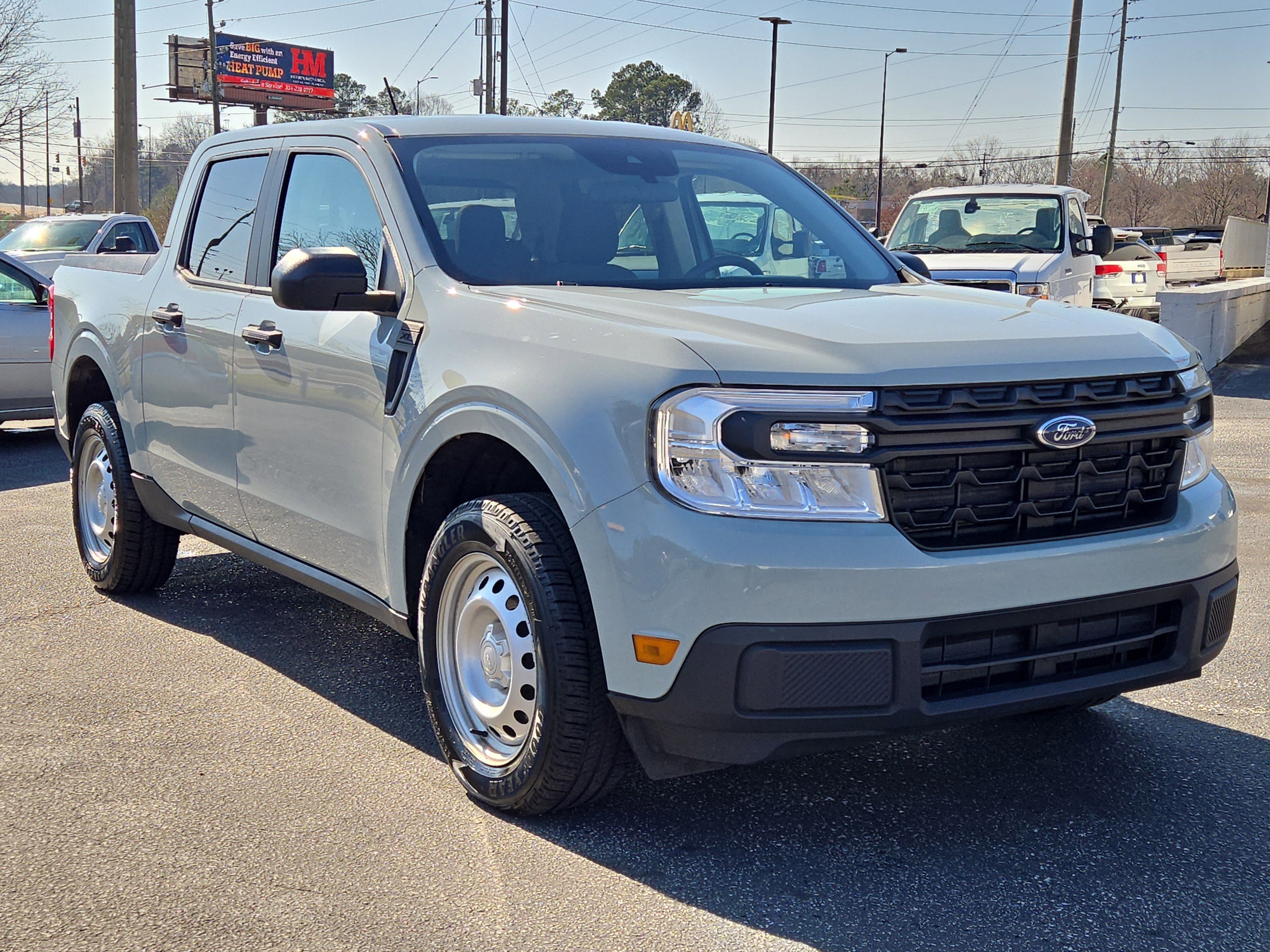 Certified 2023 Ford Maverick XL image 4