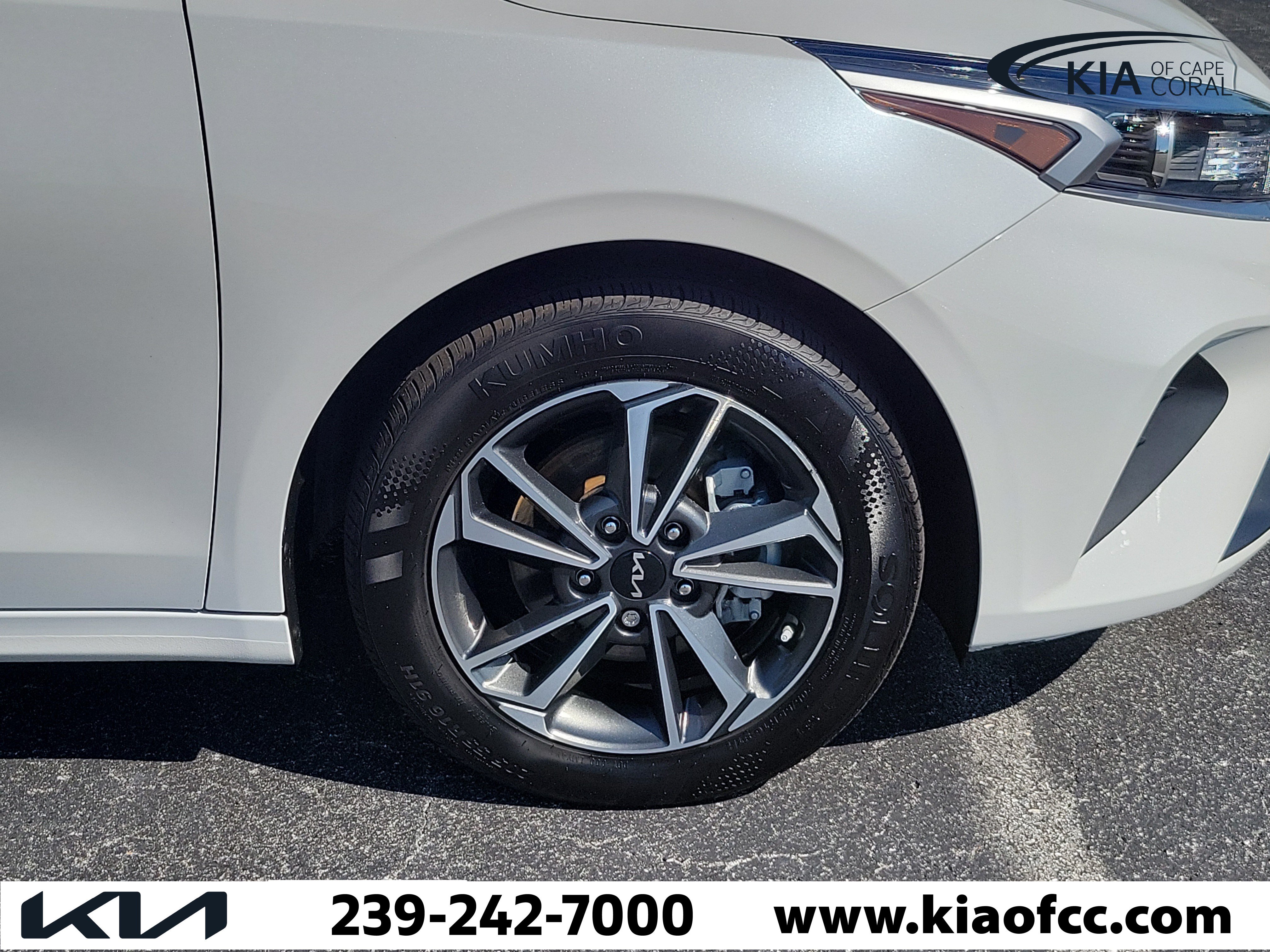 Certified 2023 Kia Forte LXS FWD image 7