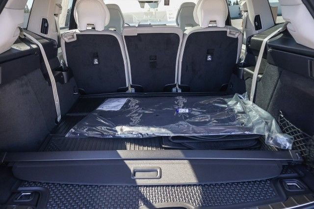 New 2025 Volvo EX90 Ultra image 24