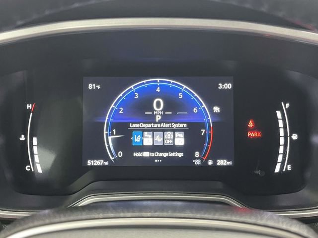 Used 2024 Toyota Corolla Cross XLE image 36