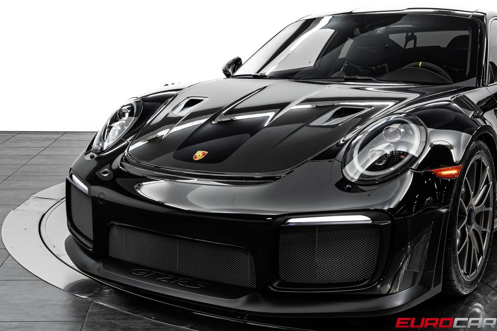 Used 2018 Porsche 911 GT2 RS RWD image 16