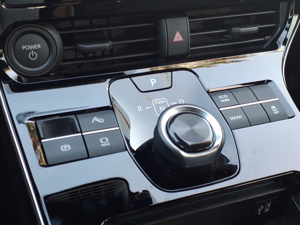 Certified 2025 Toyota bZ4X FWD image 22