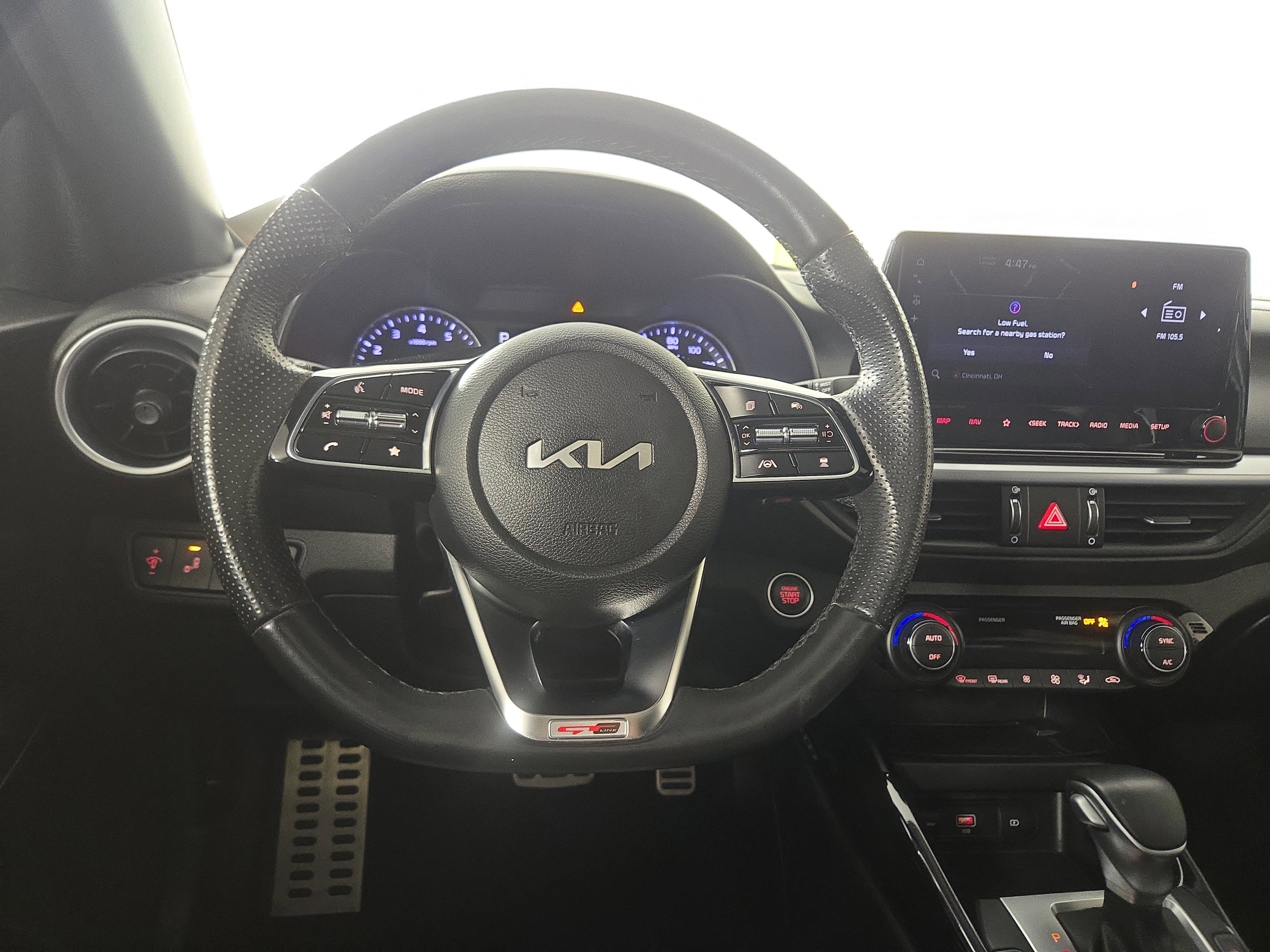 Used 2023 Kia Forte GT-Line w/ GT-Line Premium Package image 14