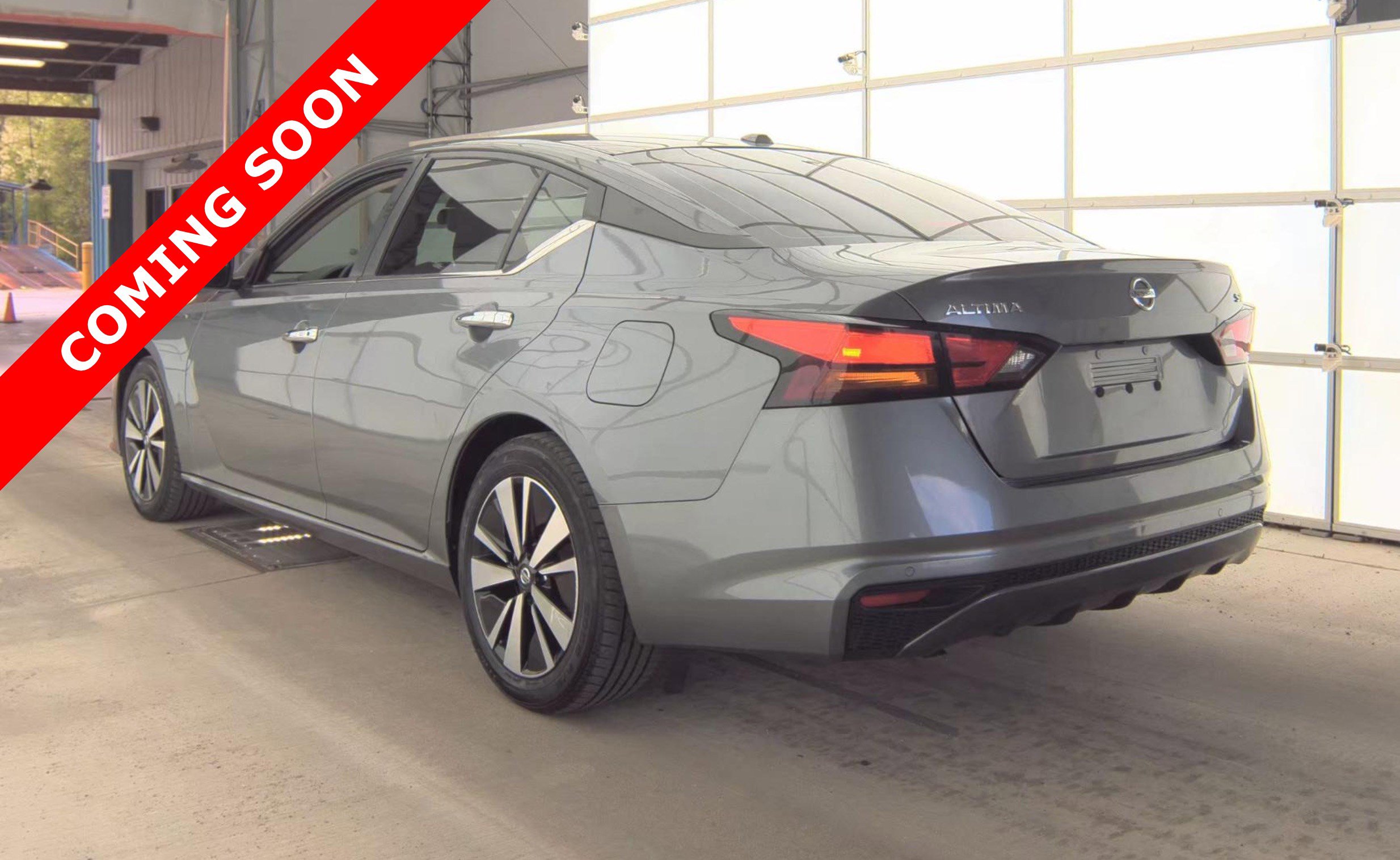 Used 2021 Nissan Altima 2.5 SV FWD image 5