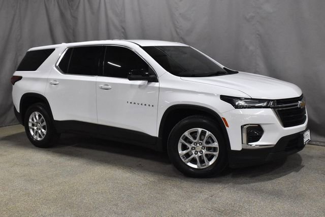 Used 2022 Chevrolet Traverse LS image 4