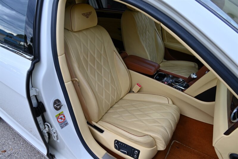 Used 2016 Bentley Flying Spur W12 AWD/4WD image 20