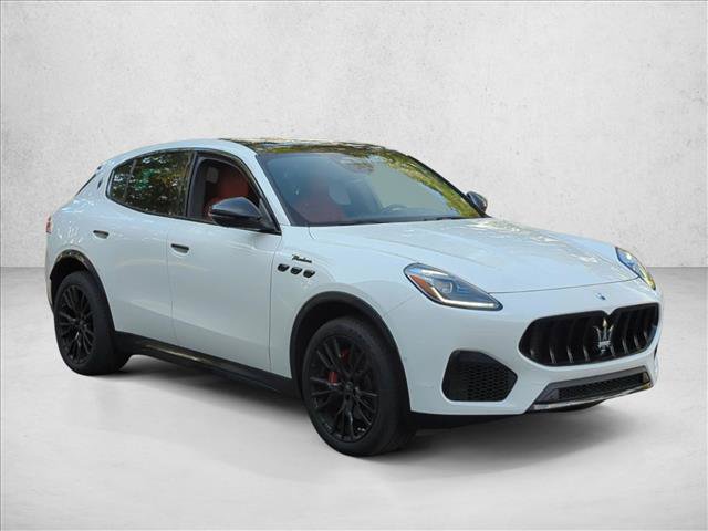 Used 2025 Maserati Grecale Modena AWD/4WD image 3