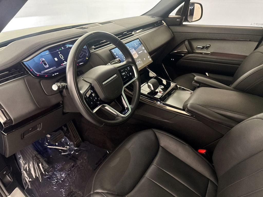 Used 2024 Land Rover Range Rover Sport SE image 9