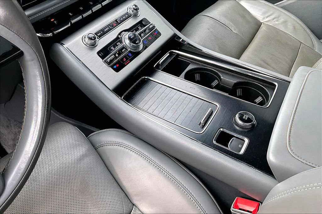 Used 2020 Lincoln Aviator Reserve w/ Equipment Group 202A image 17