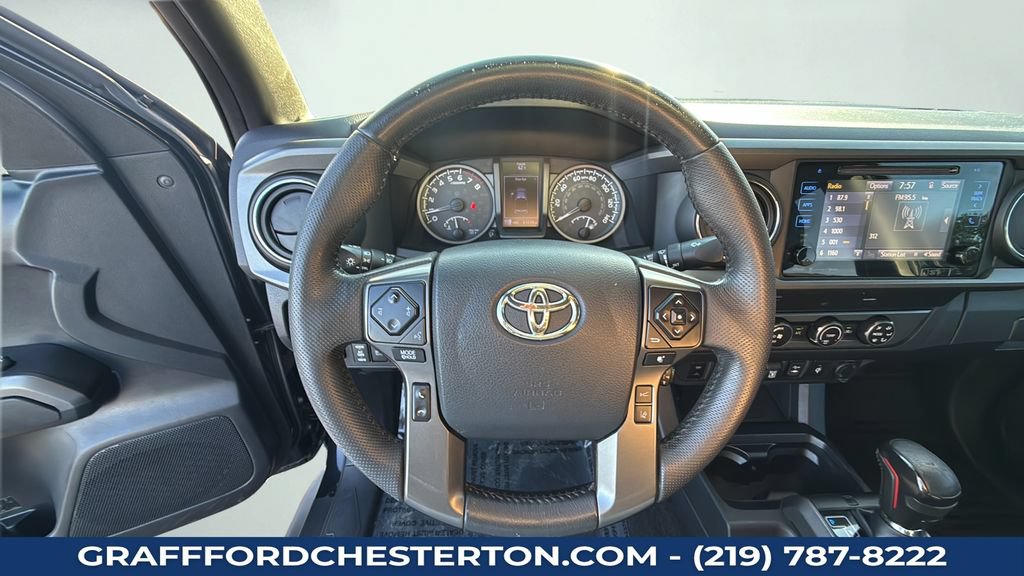 Used 2019 Toyota Tacoma TRD Sport AWD/4WD image 22