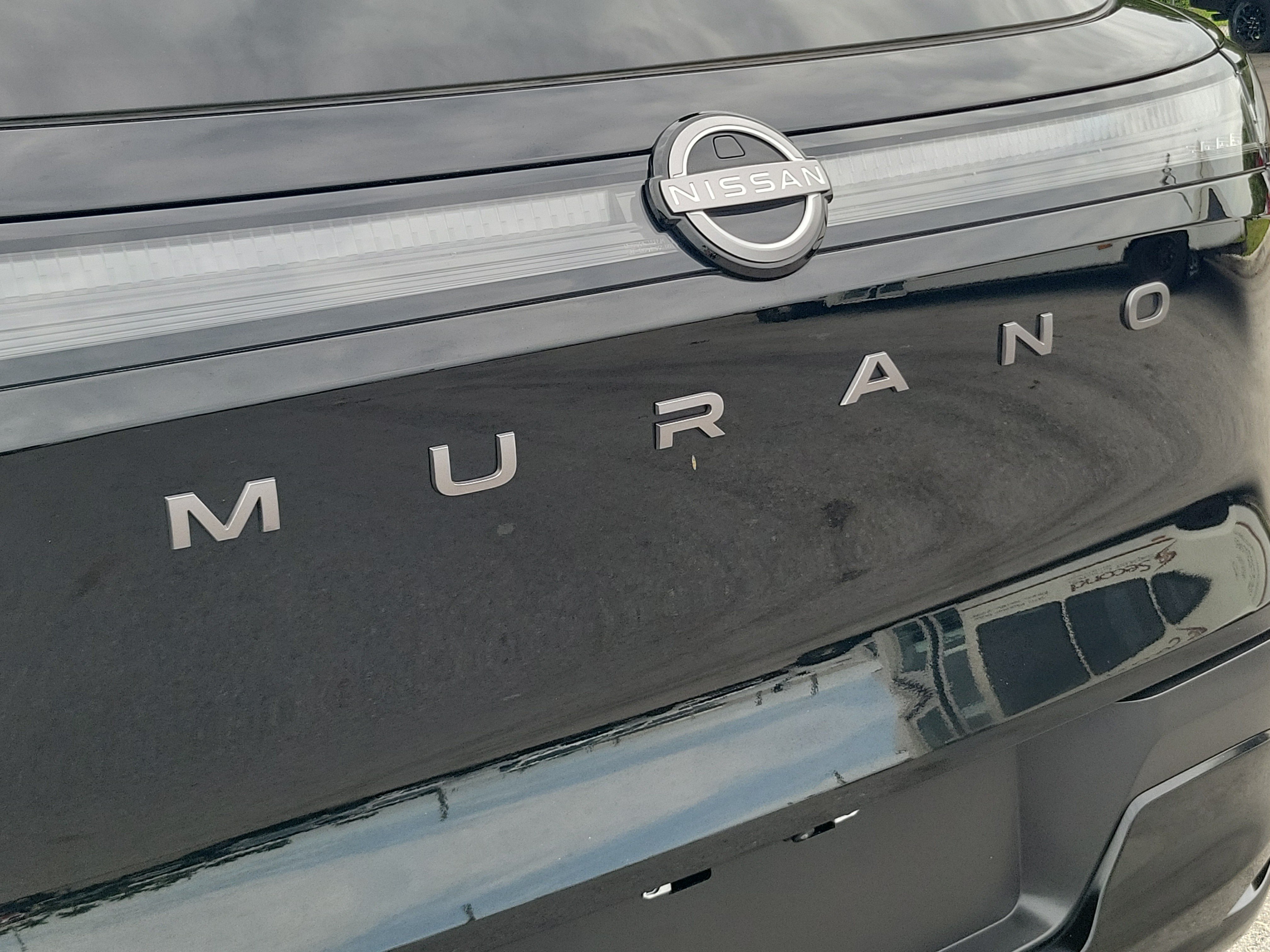 Certified 2025 Nissan Murano SV FWD image 32