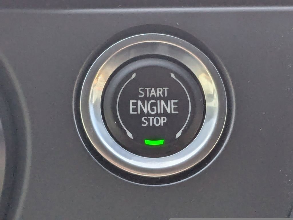 Used 2020 Chevrolet Blazer RS image 32