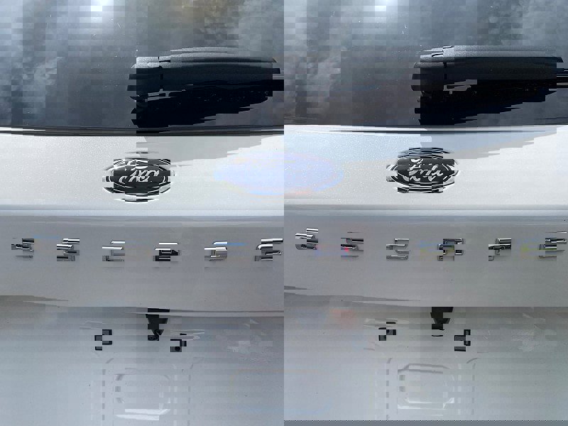 New 2025 Ford Escape SE image 10