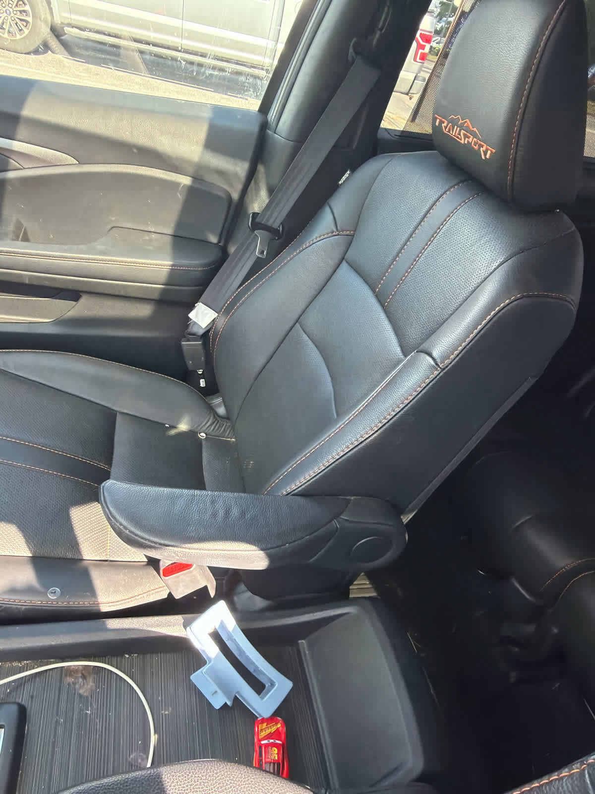 Used 2022 Honda Pilot TrailSport image 9